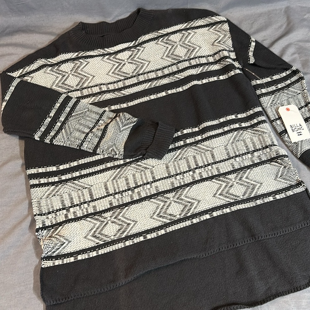 NWT Billabong Tidal Mirage Oversized Sweater size Small